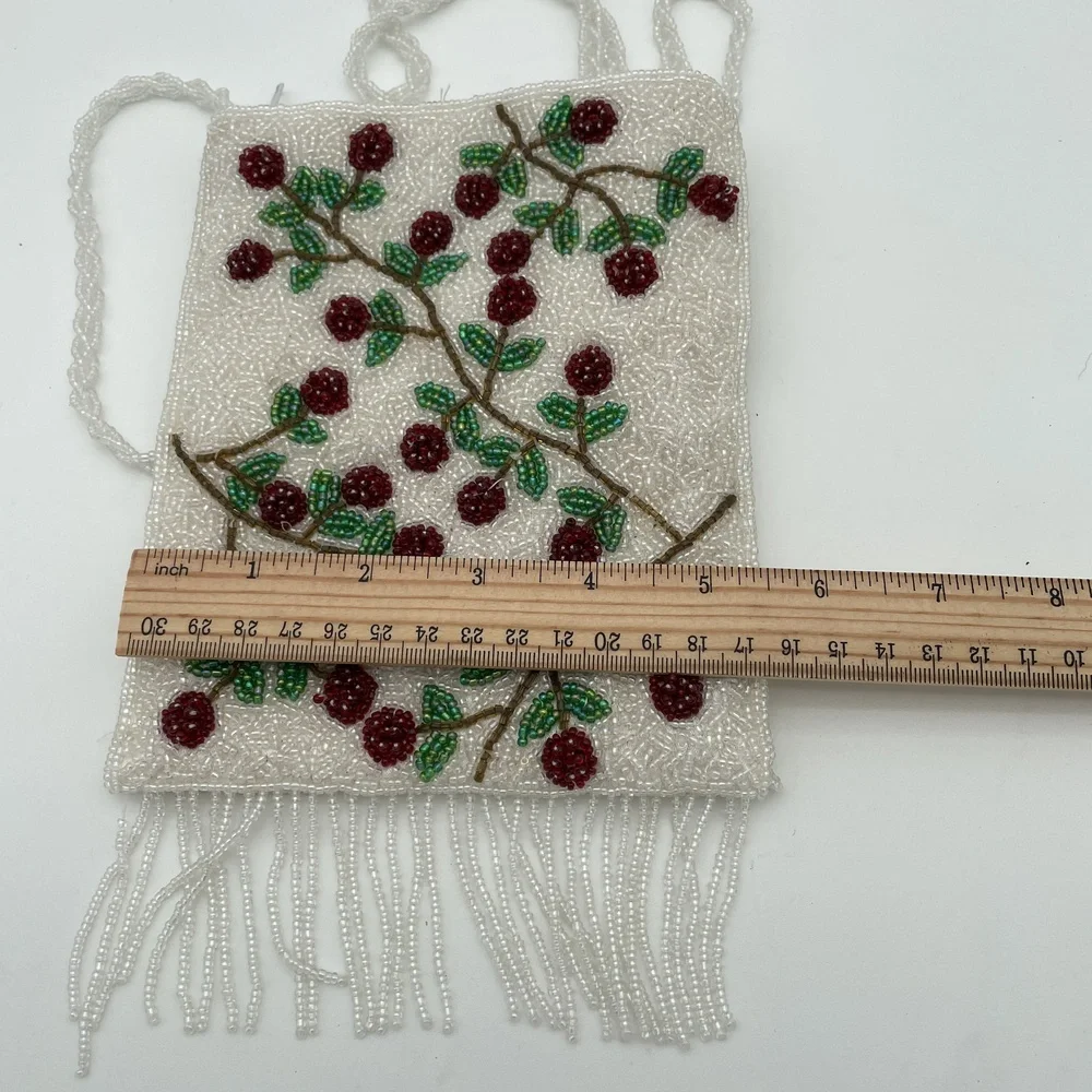 Vintage white flower rose berry beaded crossbody‎ shoulder purse ornate blossom